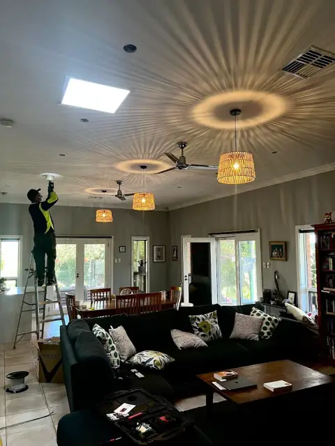A to Z Electrical and Airconditioning cover