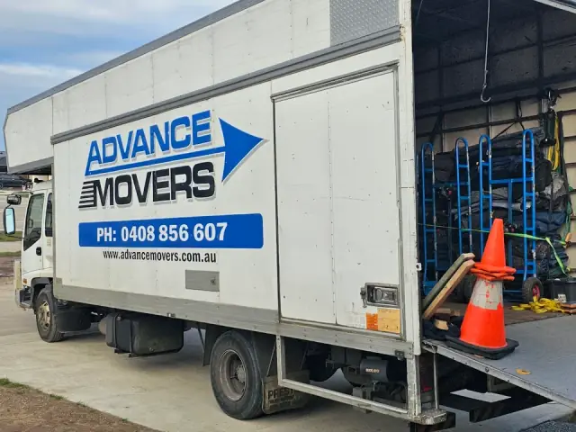 Advance Movers cover