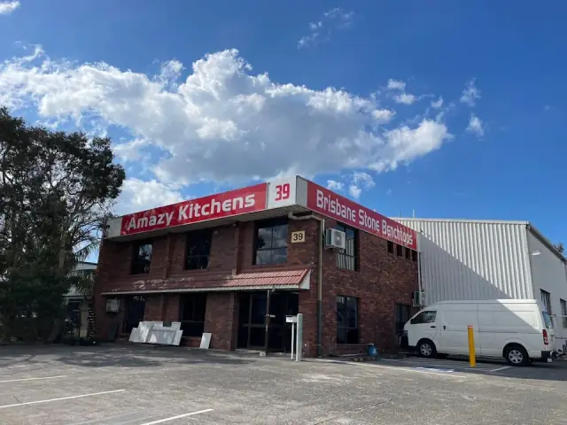 Amazy kitchens cover