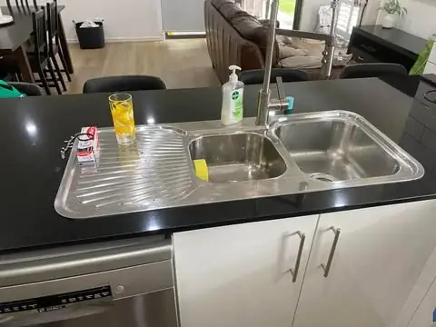 Amos Cares Home Services cover