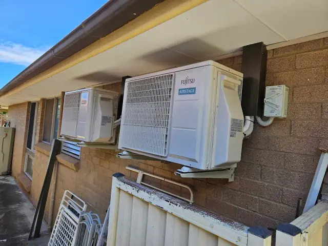 Auzair Air Conditioning and Refrigeration PTY LTD cover