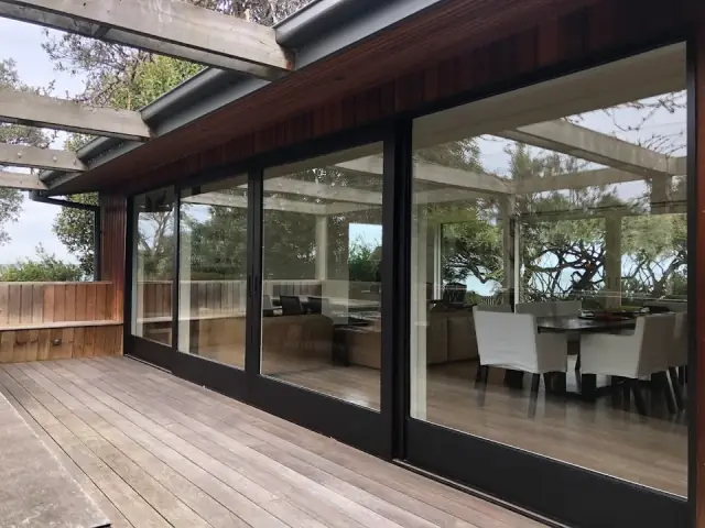 Bay to Bay Window Cleaning cover