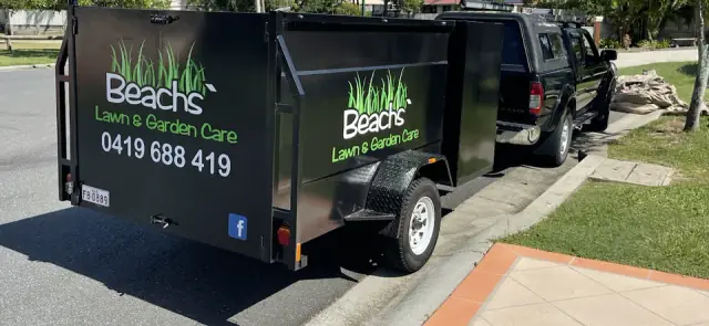 Beachs Lawn & mowing & Garden Care cover