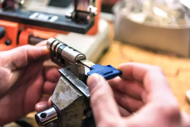 Burnside Locksmiths cover