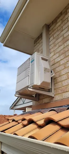 Calzone Air Conditioning cover