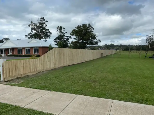 CANNBRO FENCING