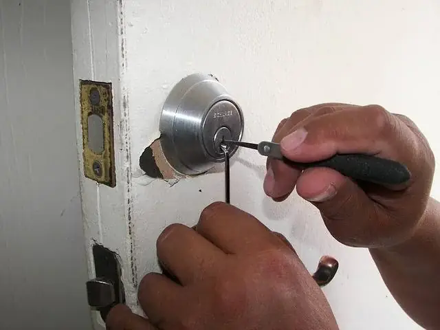Carin Locksmith & Security cover
