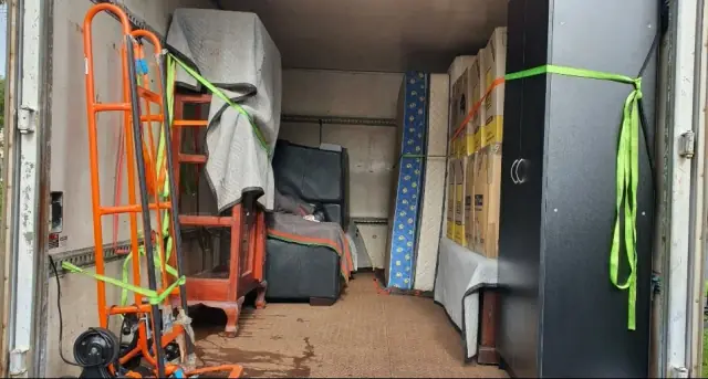 Cheap House Move Darwin cover