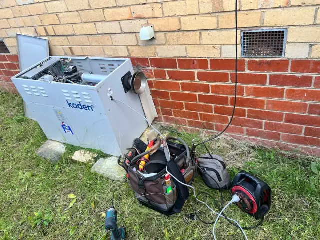Climate control heating and cooling cover