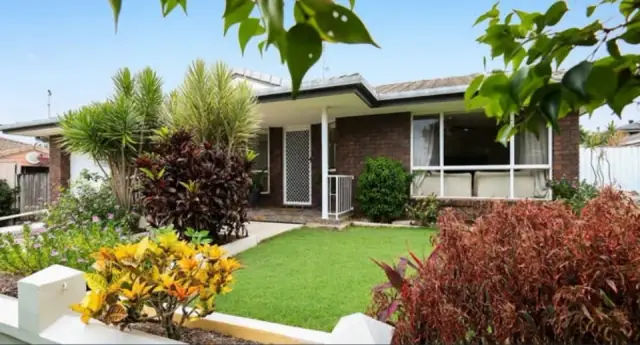 Coastal Lawns & Maintenance Services