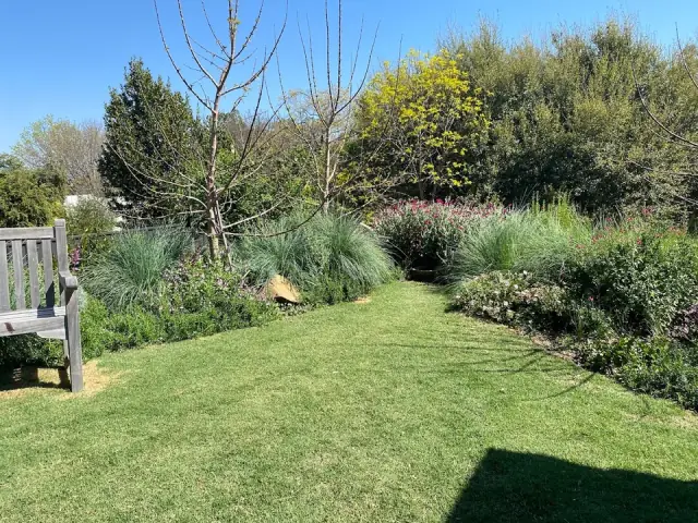 Country Yard Care cover