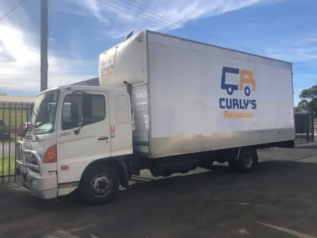 Curly's Removals cover