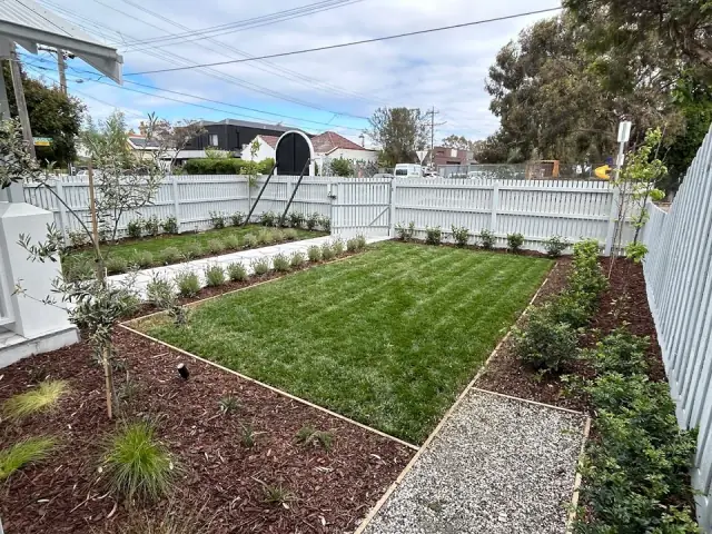 Cut Above Lawns & Hedges cover