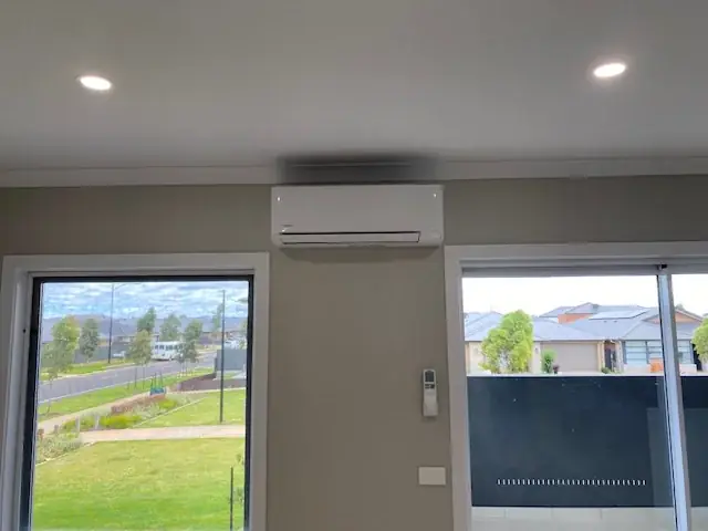 D & E Installations cover