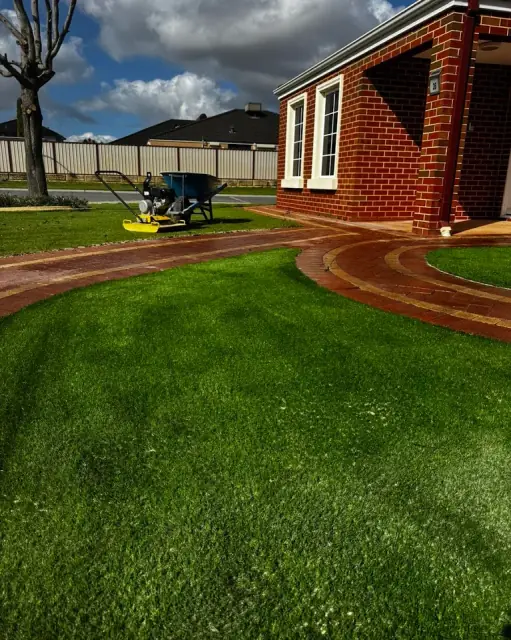 Daryn's Garden Solutions cover
