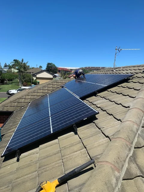 Discovery Solar cover