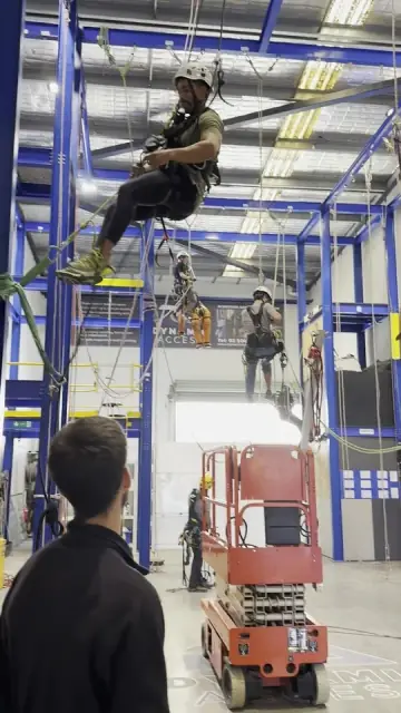 Dynamic Access cover