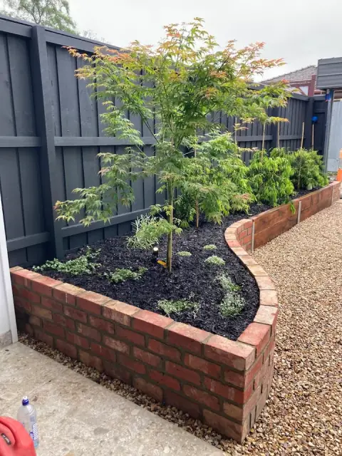 Easy Landscape Solutions cover