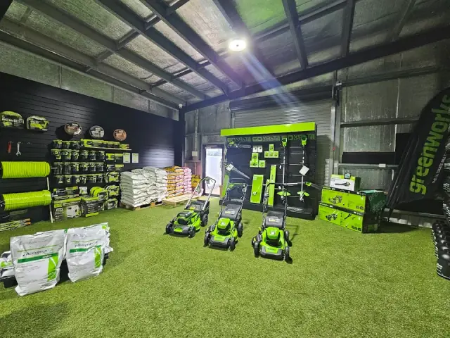 ENVY Lawn Garden Legend