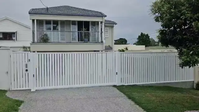 Fence Builders Illawarra cover