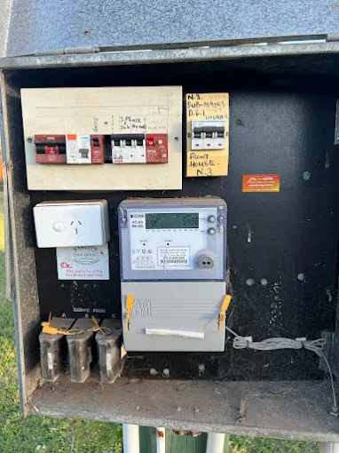 Flash Electrical and Data Electrician Parramatta cover