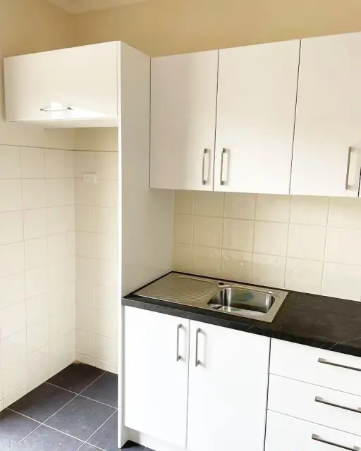Flatpack Kitchen Fitters cover