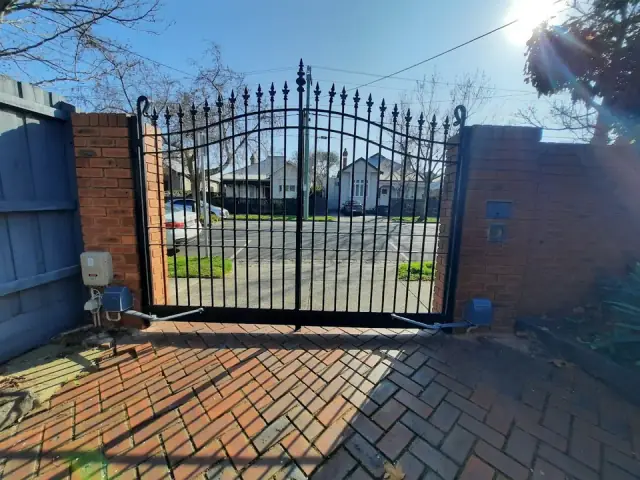 Gate Gurus - Automatic Gate Repairs & Installation, Melbourne