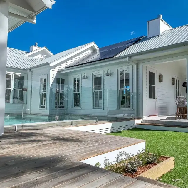 Geelong Roofing Pros cover