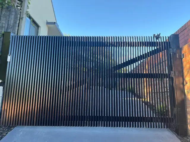Genius Fencing & Metal Works