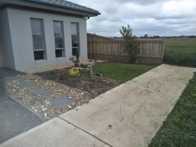 Gilbo's Grass Cutting cover