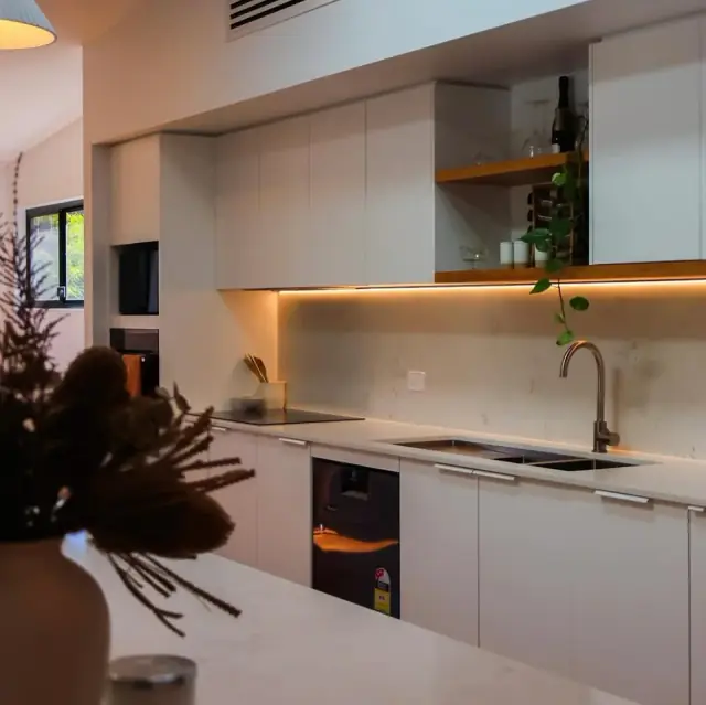 Great Lakes Kitchens & Joinery cover