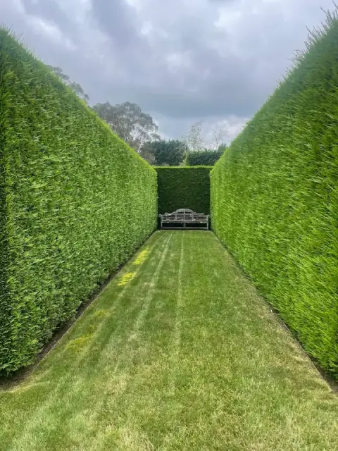 Highlands Oasis Lawns and Gardens cover