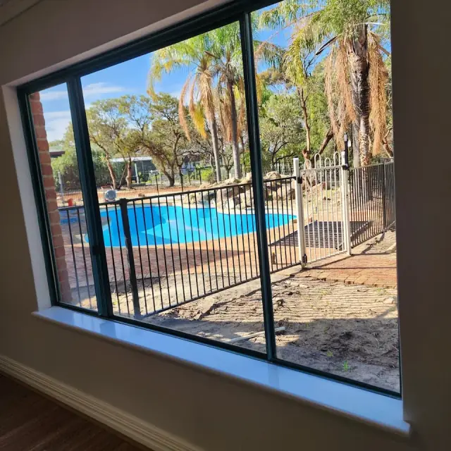 Hollywood Window Cleaning cover
