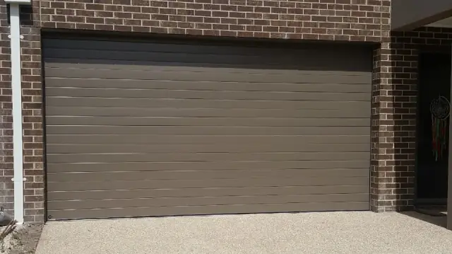 Holte Ender Garage Doors