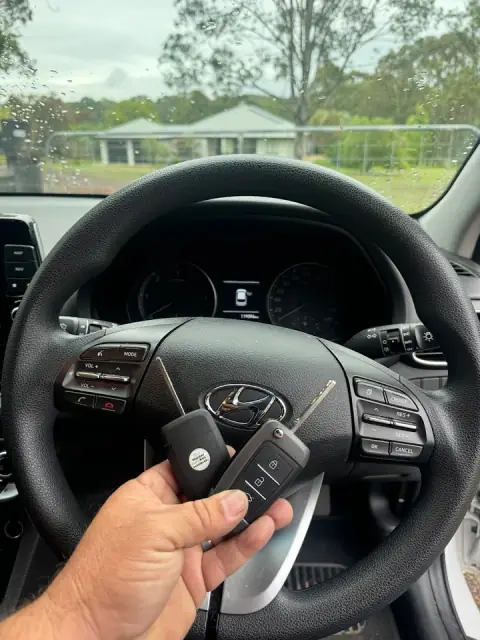 Hunter Auto Keys cover