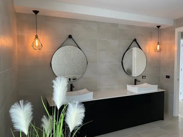 iConstruct Electrical Services Pty Ltd cover