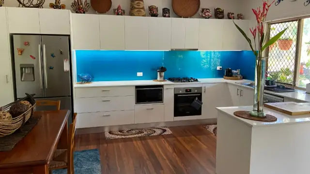 Independent Cabinetmaker