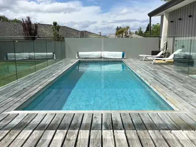 Island Window Cleaning cover