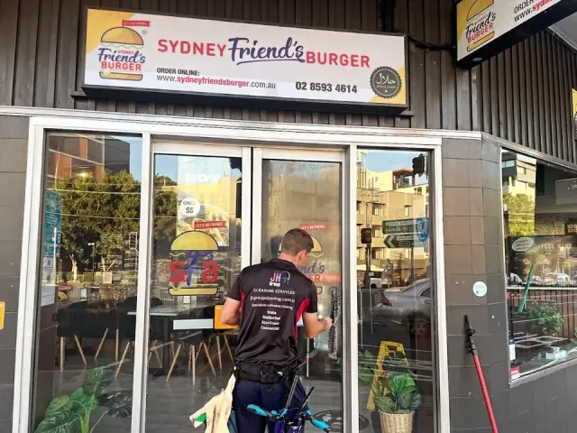 JH Group Window Cleaning & Pressure Washing cover