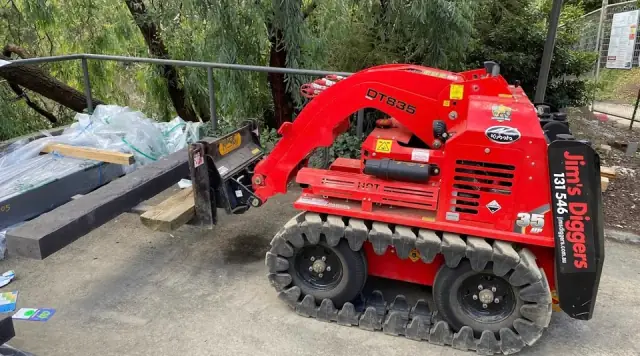 Jim's Diggers Mount Eliza cover
