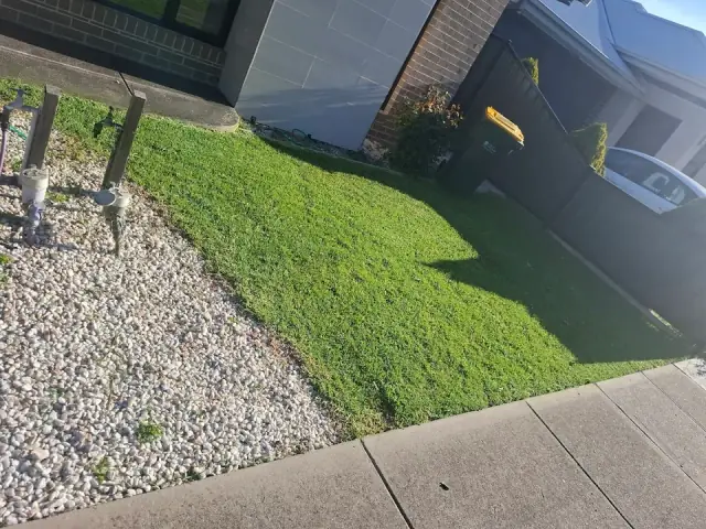 Joe's mowin