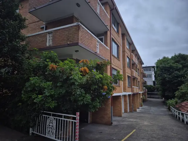 Kerbside Strata Services cover