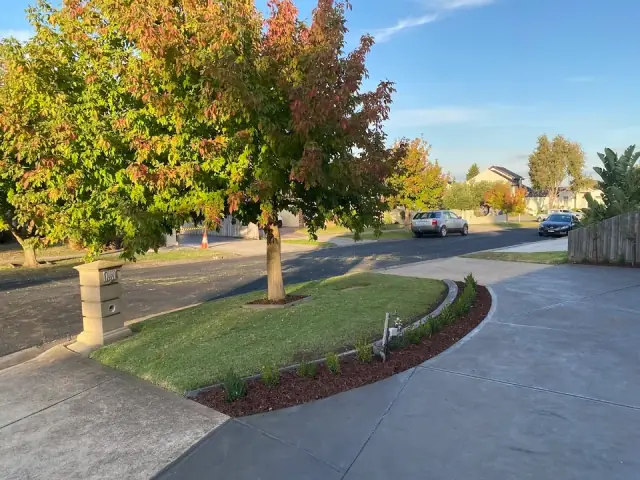Leading Landscape Constructions cover