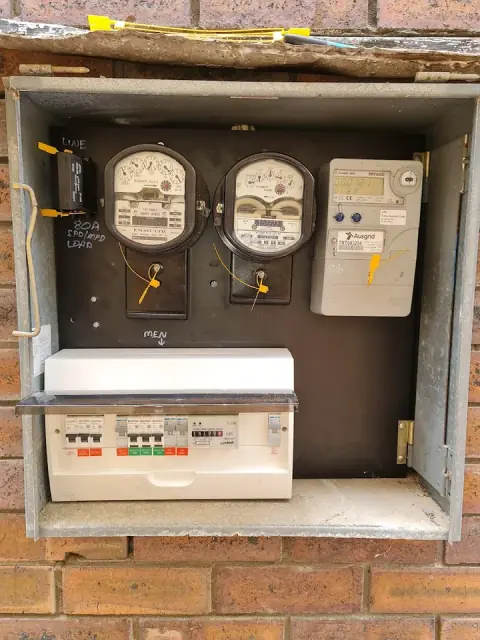 Level 2 Electrician Hills district cover