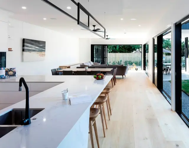 Lindon Homes cover