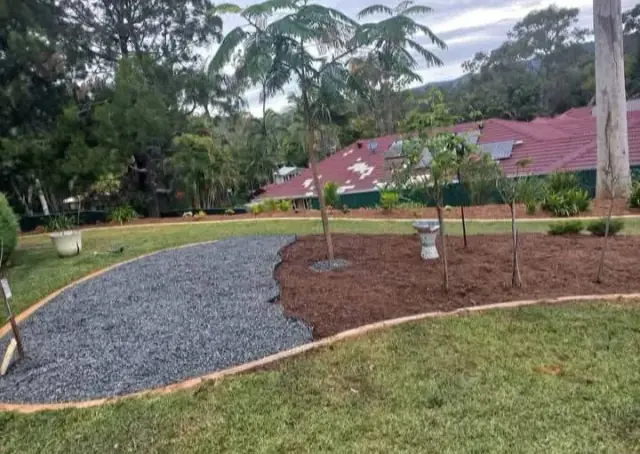 Little Mamas Gardening and Turf/Landscaping Services cover