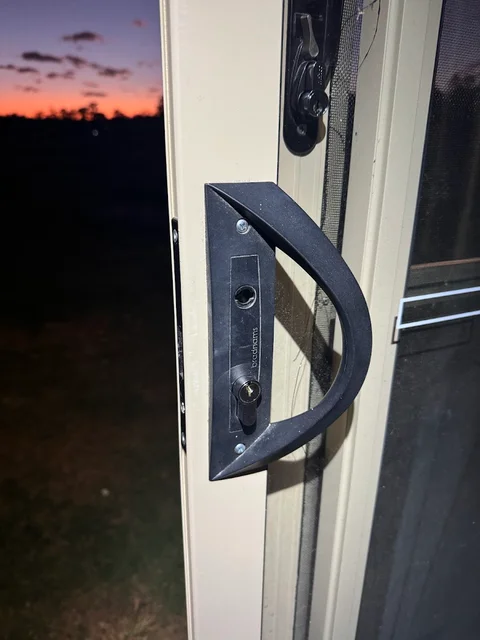 Locksmith CBD & Albert park cover