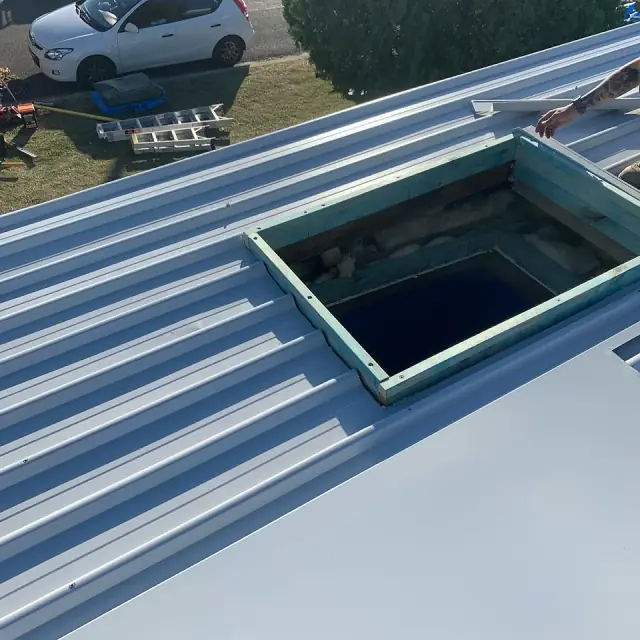 Logan Roof Repairs & Restoration cover