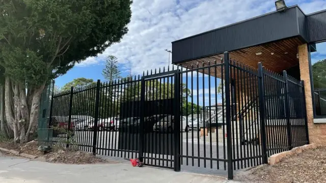LS Fencing Services Pty Ltd
