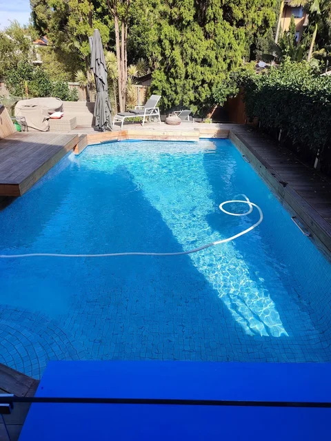 Luxury Pool Services